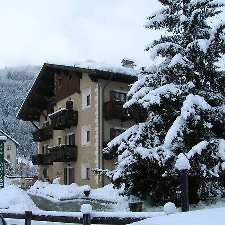 Alpi & Golf Hotel Bormio Extérieur photo